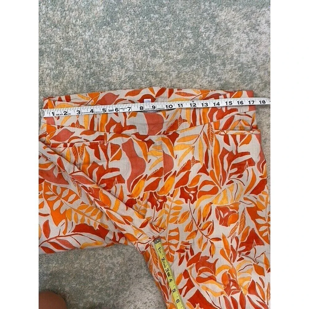 Chico’s Size 14 So Slimming Brigitte Leaves Print Shorts Orange Red